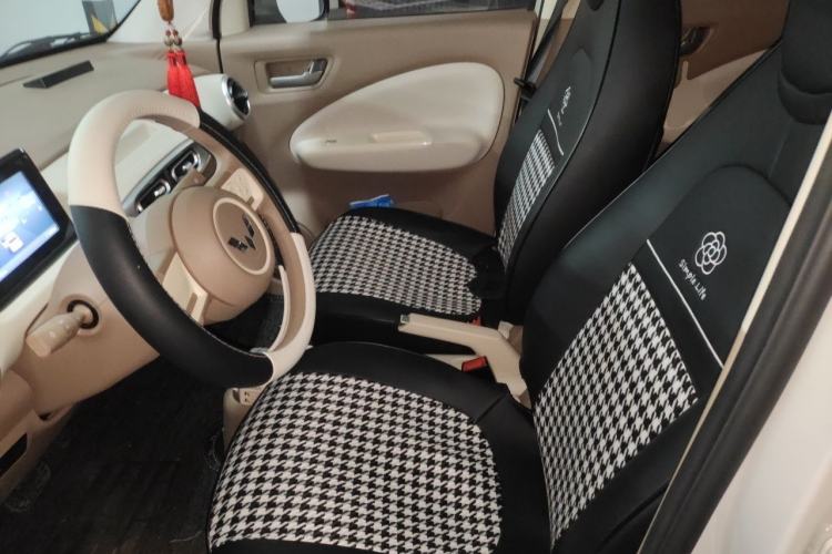Used Wuling Hongguang MINIEV 2025 Four-Door Version Advanced Edition Left Front Seat