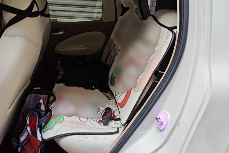 Used Wuling Hongguang MINIEV 2025 Four-Door Version Advanced Edition Left Rear Seat