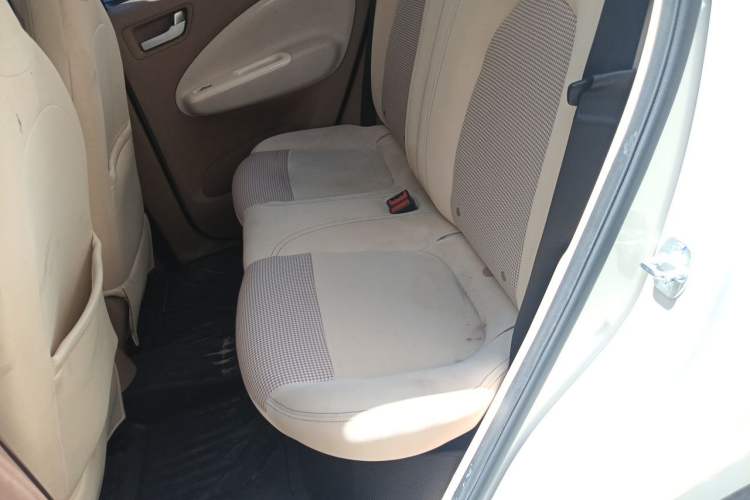 Used Wuling Hongguang MINIEV 2025 Four-Door Version Zhenxiang+ Edition Left Rear Seat