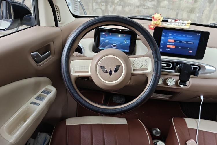 Used Wuling Hongguang MINIEV 2025 Four-Door Version Premium Edition Steering Wheel
