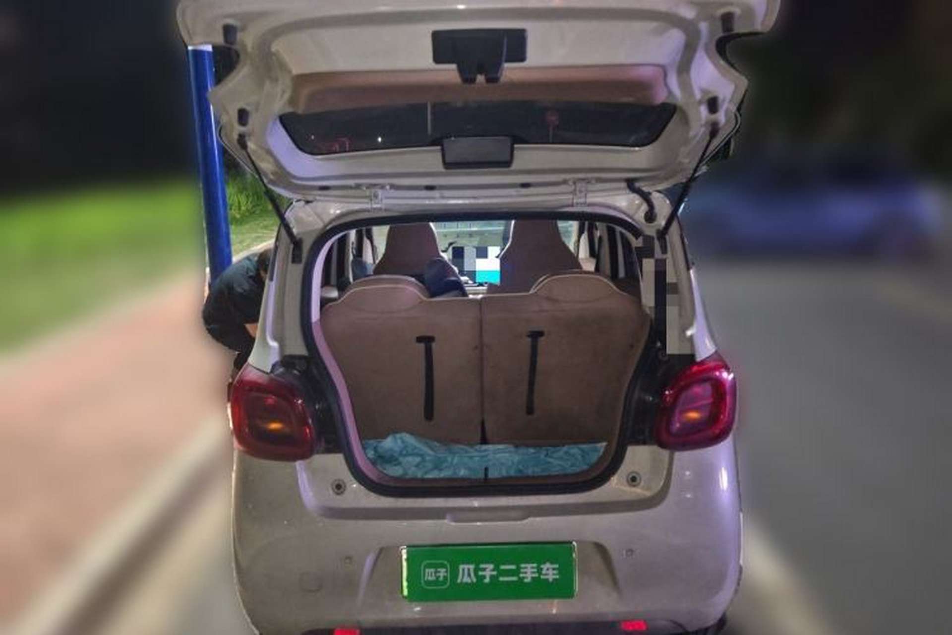 Used Wuling Hongguang MINIEV 2025 Four-Door Version Zhenxiang+ Edition Trunk