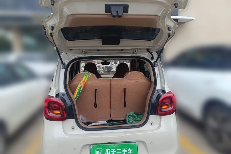 Used Wuling Hongguang MINIEV 2025 Four-Door Version Advanced Edition Trunk