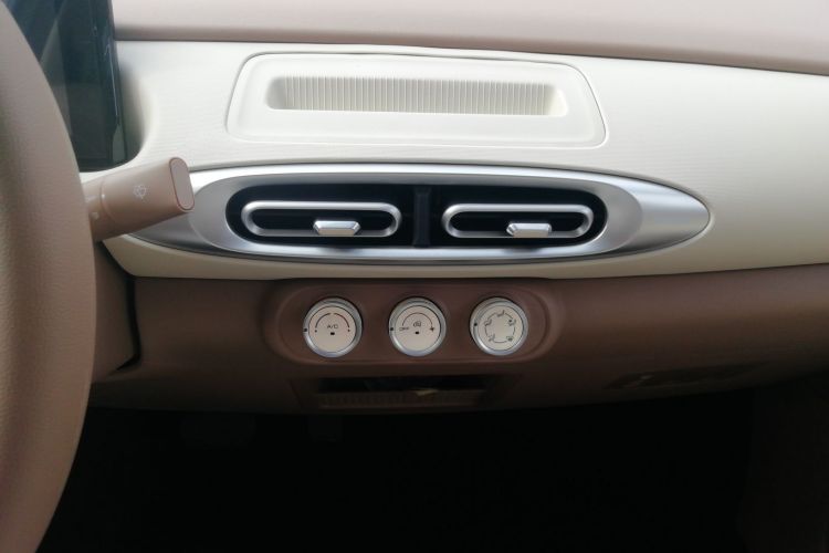 Used Wuling Hongguang MINIEV  Audio And AC Panel