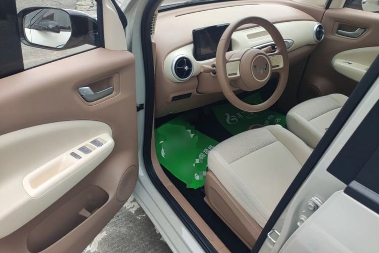 Used Wuling Hongguang MINIEV 2025 Four-Door Version Advanced Edition Driver Seat