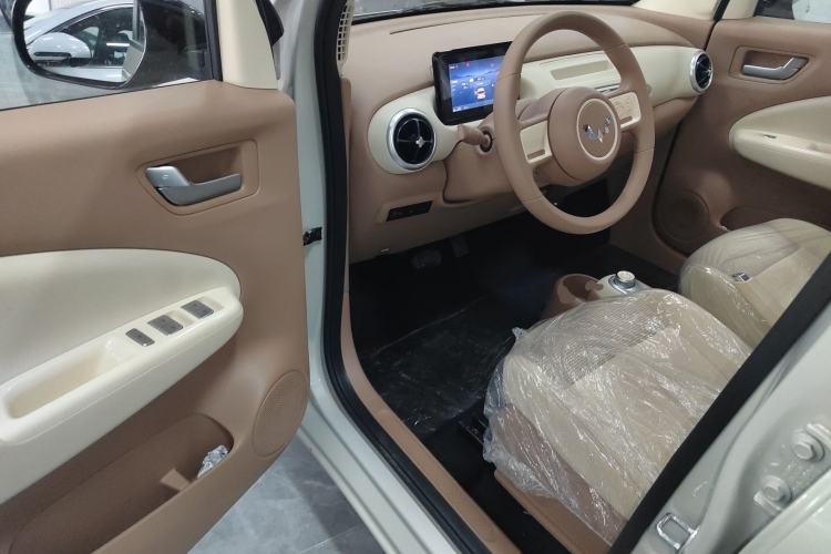 Used Wuling Hongguang MINIEV 2025 Four-Door Version Advanced Edition Driver Seat