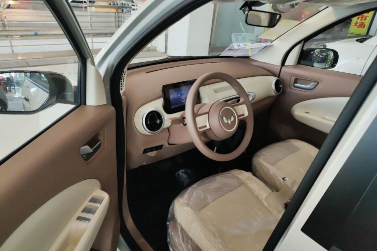 Used Wuling Hongguang MINIEV 2025 Four-Door Version Advanced Edition Driver Seat