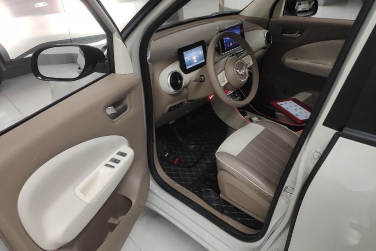 Used Wuling Hongguang MINIEV 2025 Four-Door Version Zhenxiang+ Edition Driver Seat