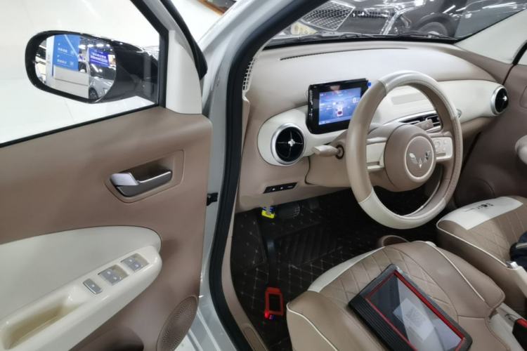 Used Wuling Hongguang MINIEV 2025 Four-Door Version Advanced Edition Driver Seat