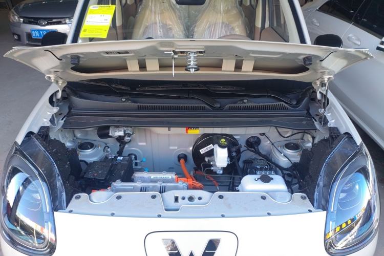 Used Wuling Hongguang MINIEV 2025 Four-Door Version Advanced Edition Engine Bay