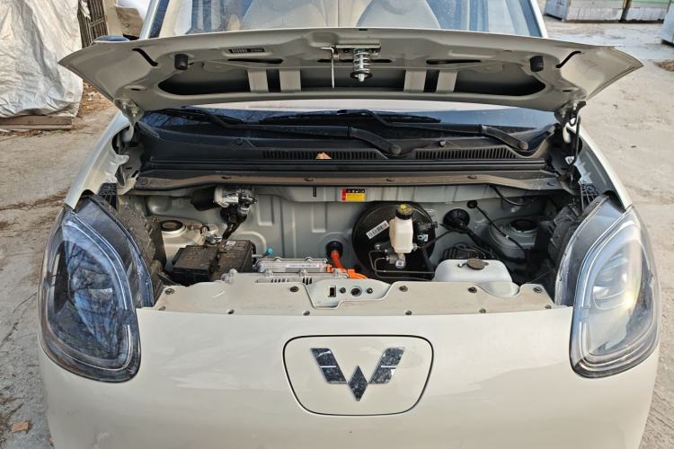 Used Wuling Hongguang MINIEV 2025 Four-Door Version Advanced Edition Engine Bay