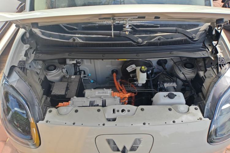 Used Wuling Hongguang MINIEV 2025 Four-Door Version Advanced Edition Engine Bay