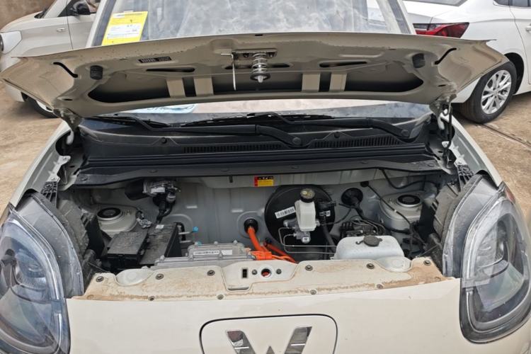 Used Wuling Hongguang MINIEV 2025 Four-Door Version Advanced Edition Engine Bay