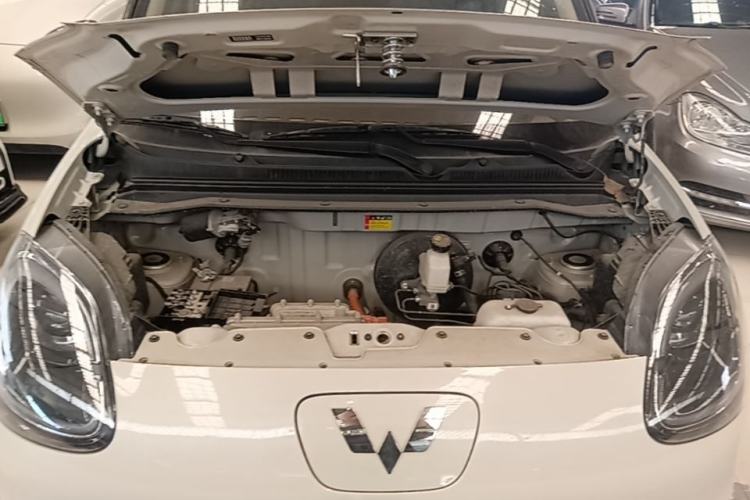 Used Wuling Hongguang MINIEV 2025 Four-Door Version Advanced Edition Engine Bay