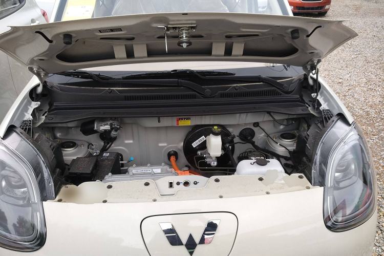 Used Wuling Hongguang MINIEV 2025 Four-Door Version Advanced Edition Engine Bay