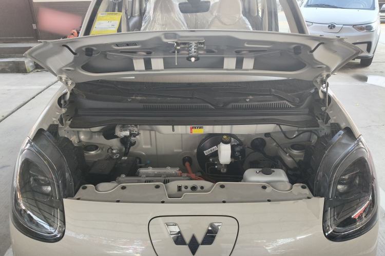 Used Wuling Hongguang MINIEV 2025 Four-Door Version Advanced Edition Engine Bay