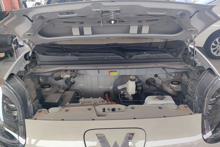 Used Wuling Hongguang MINIEV 2025 Four-Door Version Advanced Edition Engine Bay