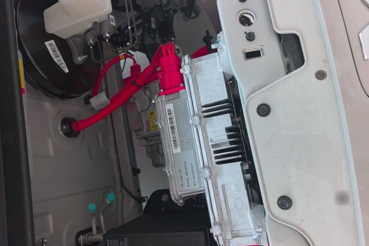 Used Wuling Hongguang MINIEV 2025 Four-Door Version Advanced Edition Engine Bay