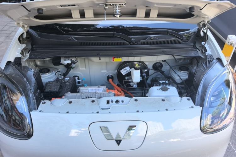 Used Wuling Hongguang MINIEV 2025 Four-Door Version Advanced Edition Engine Bay