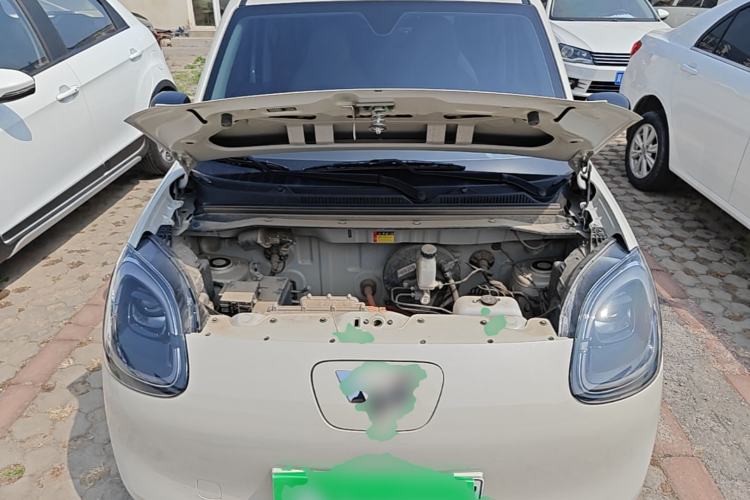 Used Wuling Hongguang MINIEV 2025 Four-Door Version Premium Edition Engine Bay