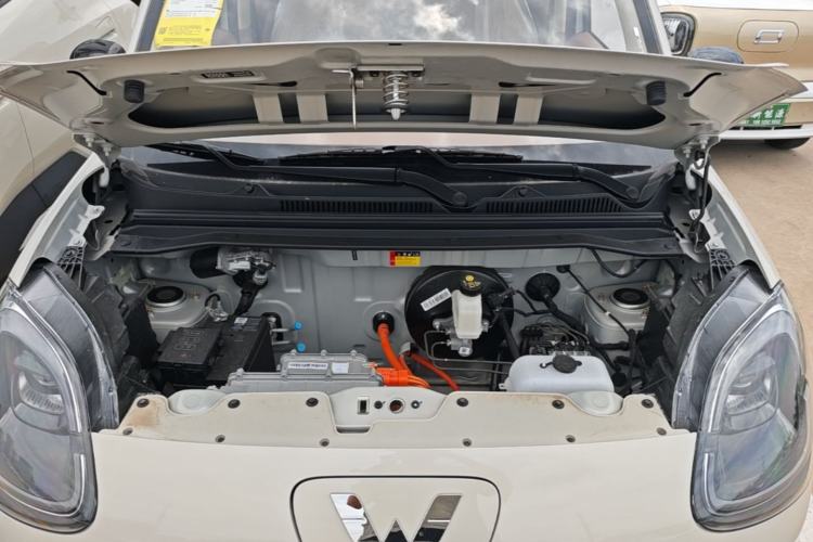 Used Wuling Hongguang MINIEV 2025 Four-Door Version Advanced Edition Engine Bay