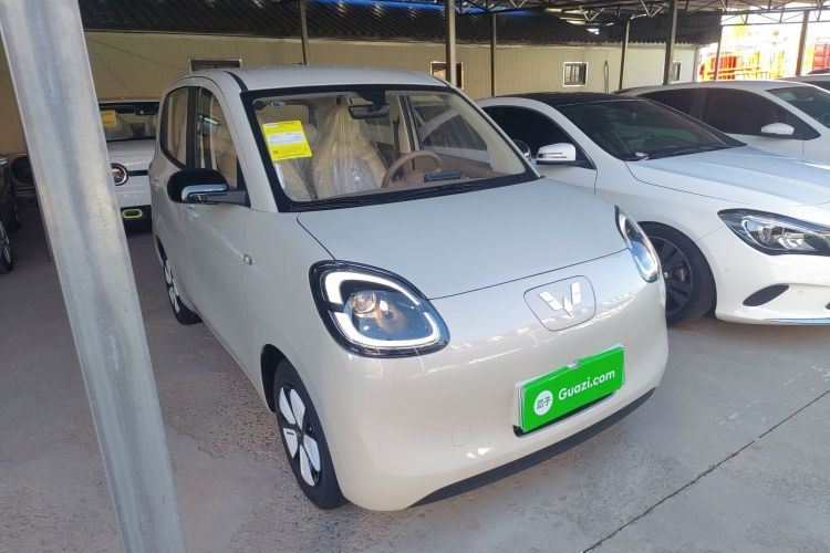 Used Wuling Hongguang MINIEV 2025 Four-Door Version Advanced Edition Exterior 1
