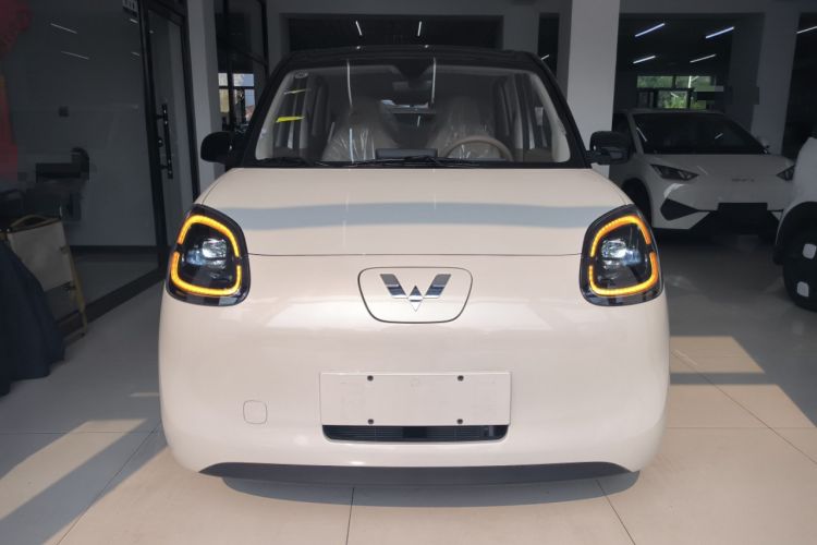 Used Wuling Hongguang MINIEV 2025 Four-Door Version Zhenxiang+ Edition Exterior 1