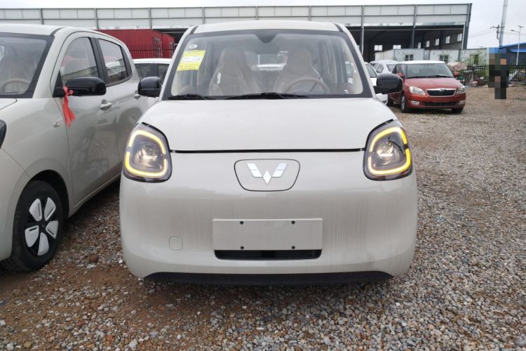 Used Wuling Hongguang MINIEV 2025 Four-Door Version Advanced Edition Exterior 1