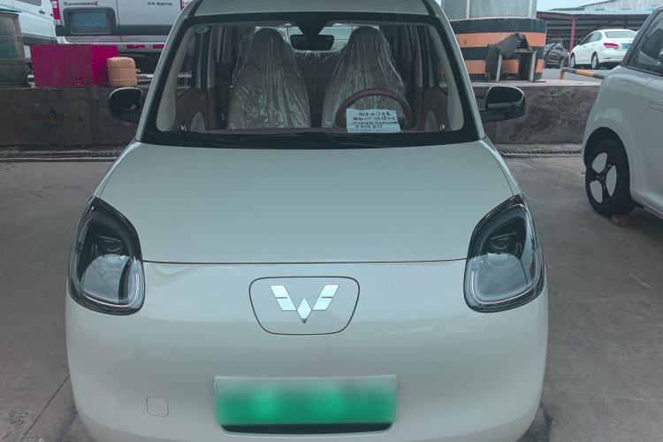 Used Wuling Hongguang MINIEV 2025 Four-Door Version Advanced Edition Exterior 1