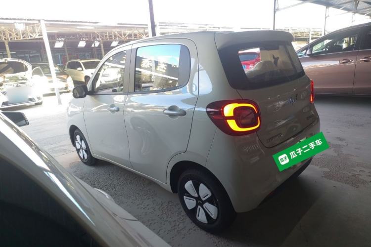 Used Wuling Hongguang MINIEV 2025 Four-Door Version Advanced Edition Exterior 2
