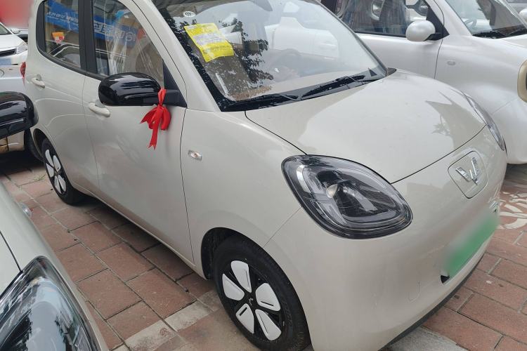 Used Wuling Hongguang MINIEV 2025 Four-Door Version Advanced Edition Exterior 2