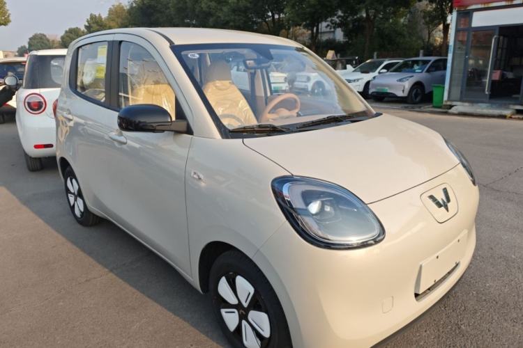 Used Wuling Hongguang MINIEV 2025 Four-Door Version Advanced Edition Exterior 2