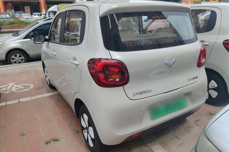Used Wuling Hongguang MINIEV 2025 Four-Door Version Advanced Edition Exterior 3