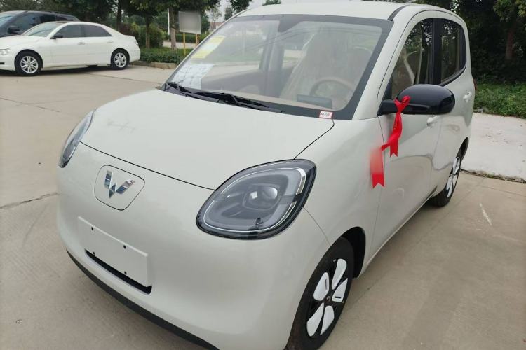 Used Wuling Hongguang MINIEV 2025 Four-Door Version Advanced Edition Exterior 4