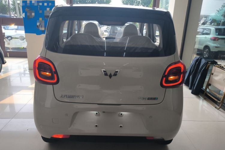 Used Wuling Hongguang MINIEV 2025 Four-Door Version Zhenxiang+ Edition Exterior 4