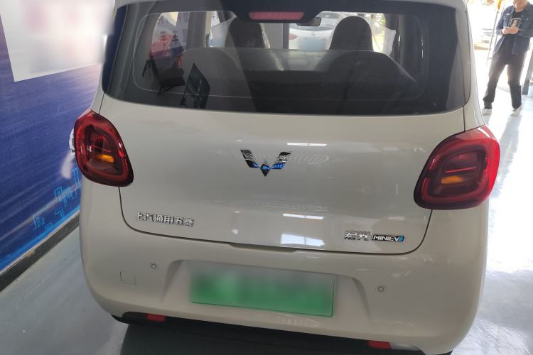Used Wuling Hongguang MINIEV 2025 Four-Door Version Advanced Edition Exterior 4