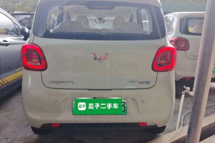 Used Wuling Hongguang MINIEV 2025 Four-Door Version Advanced Edition Exterior 7
