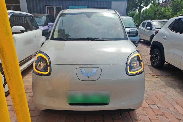 Used Wuling Hongguang MINIEV 2025 Four-Door Version Advanced Edition Front