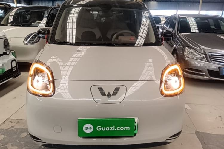 Used Wuling Hongguang MINIEV 2025 Four-Door Version Advanced Edition Front