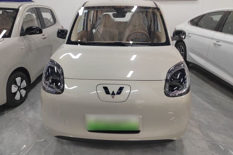 Used Wuling Hongguang MINIEV 2025 Four-Door Version Advanced Edition Front