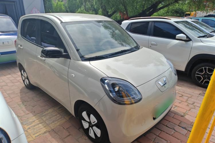 Used Wuling Hongguang MINIEV 2025 Four-Door Version Advanced Edition Front Right 45 Deg
