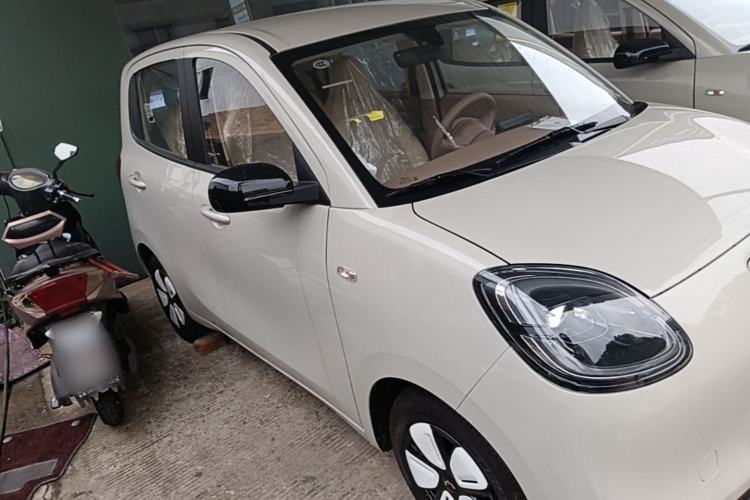 Used Wuling Hongguang MINIEV 2025 Four-Door Version Advanced Edition Front Right 45 Deg