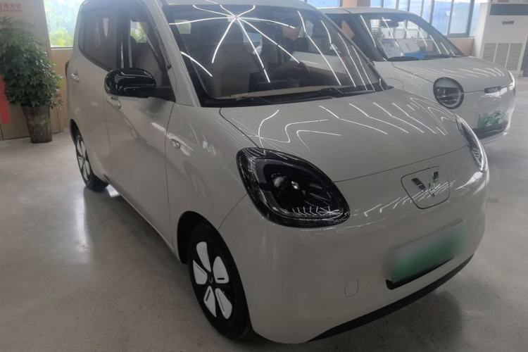 Used Wuling Hongguang MINIEV 2025 Four-Door Version Advanced Edition Front Right 45 Deg