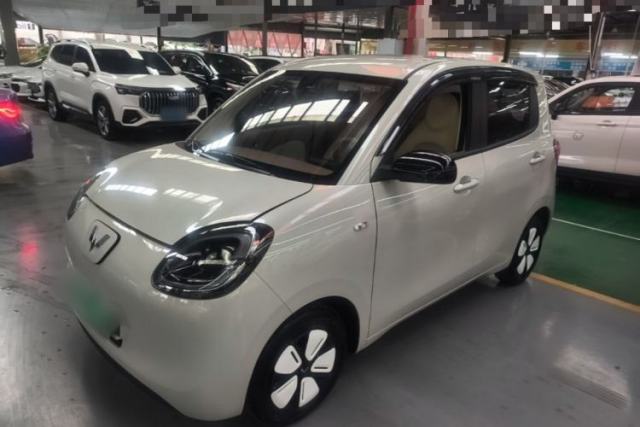 Ojetý Wuling Hongguang MINIEV 2025 Four-Door Version Advanced Edition