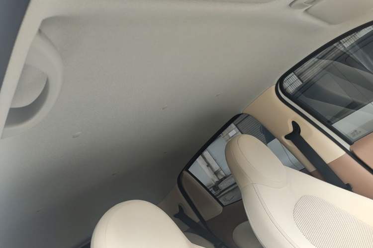Used Wuling Hongguang MINIEV 2025 Four-Door Version Advanced Edition Headliner