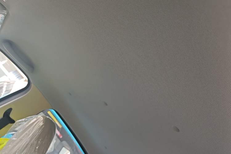 Used Wuling Hongguang MINIEV 2025 Four-Door Version Advanced Edition Headliner