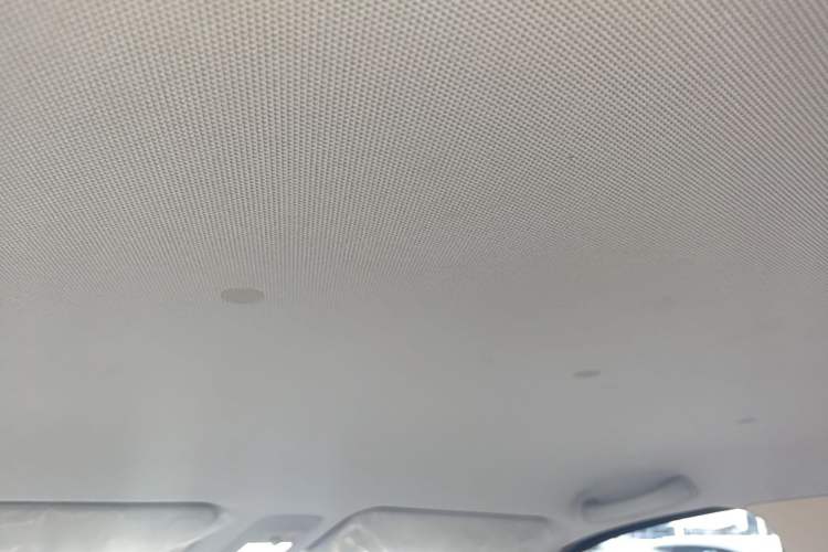 Used Wuling Hongguang MINIEV 2025 Four-Door Version Advanced Edition Headliner
