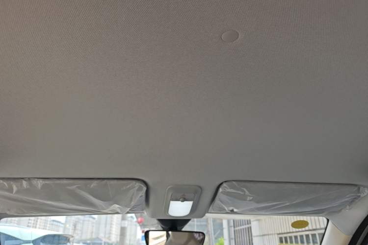 Used Wuling Hongguang MINIEV 2025 Four-Door Version Advanced Edition Headliner