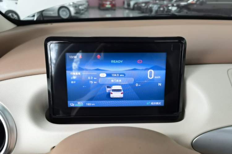 Used Wuling Hongguang MINIEV 2025 Four-Door Version Advanced Edition Instrument Cluster