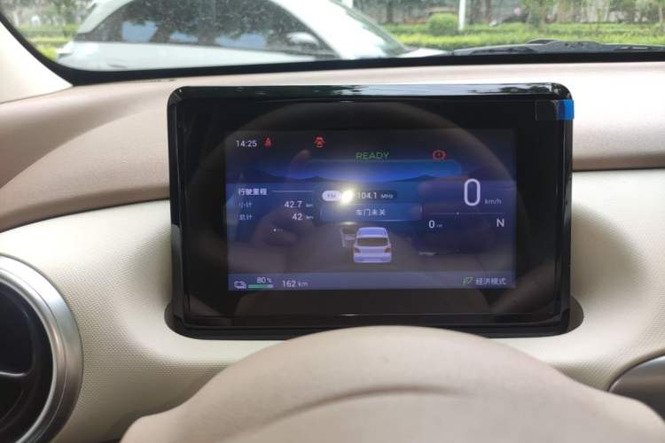 Used Wuling Hongguang MINIEV 2025 Four-Door Version Advanced Edition Instrument Cluster