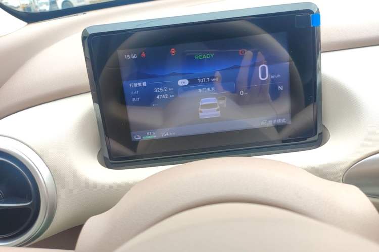 Used Wuling Hongguang MINIEV 2025 Four-Door Version Advanced Edition Instrument Cluster